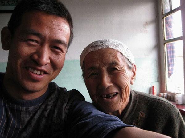 浅浅情感说@养儿子跟养女儿，哪种可能是“白养”一场？过来人的经历很现实