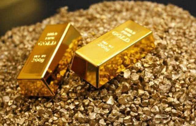 古代皇帝赏赐的“黄金万两”，是真的黄金吗？事实上根本不值钱！