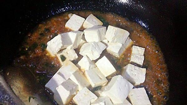 舌尖上的川菜：麻婆豆腐超级下饭，口味独特口感顺滑，好吃不想停