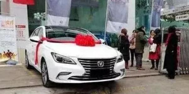 滨海县广播电视台：为什么买新车不能马上开走，要在4S店多停一晚，有猫腻？