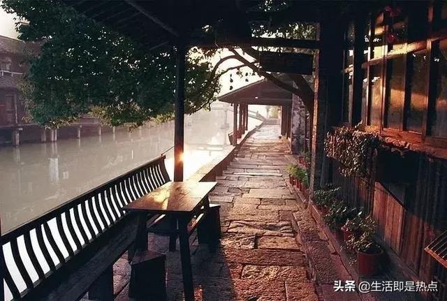 浅浅情感说@人，越朴素，越高贵