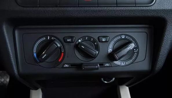 #车家号#汽车空调这几个按键，80%的人不懂用！车子白买了