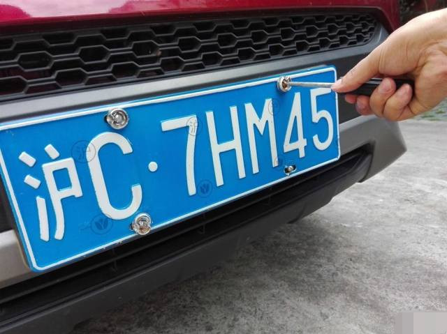 【新能源电动车知识】国内“最惨”的车牌，全年只能在郊区行驶，关系再硬也白搭