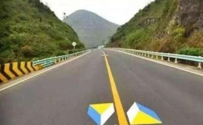 「指尖宿州」道路上的这几种道路标线，老司机不一定知道，新手了解下