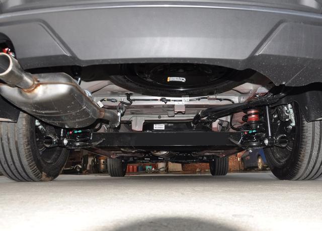 【车技集合】神车又出新款，外观内饰都换新，5、6、7座都可选，又要热卖？