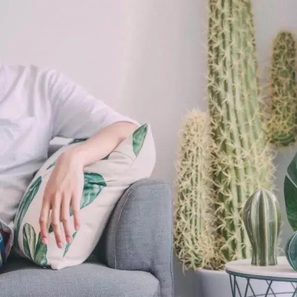 「不可触碰的伤悲」伤感的句子，一些让人心疼的句子