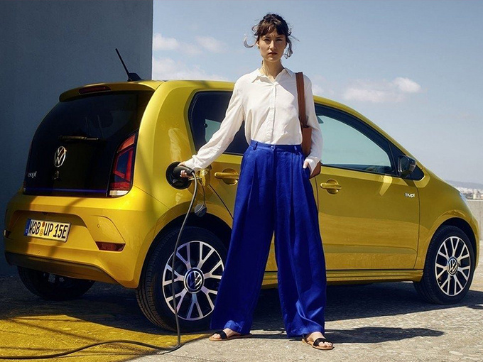 网上车市■大众“小号”高尔夫，现推新款车型，一份油钱都不花你敢信？