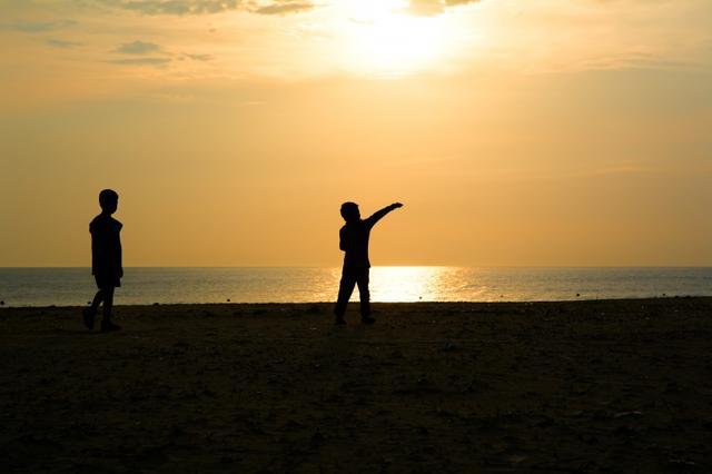 「邂逅情感」恋爱中有种常见的错误归因就是，你以为你喜欢上对方，真实如此？