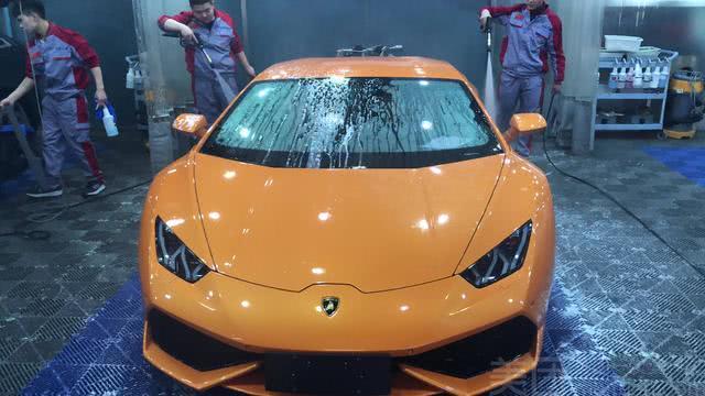 #汽车教练#别被套路坑了！加油站免费洗车，伤了车漆才知道心疼……