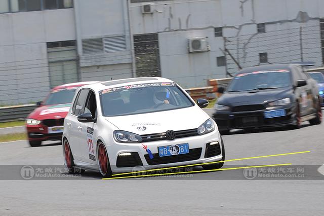 [无敌改装车]关键时刻要在状态 各位亲 它叫防倾杆