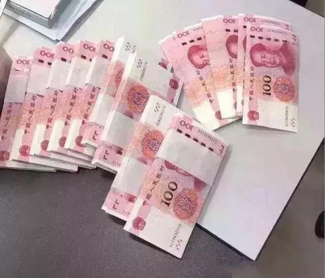 「玩车技巧」车主注意，汽车后备箱坚决不要放这3样东西，否则很容易发生意外