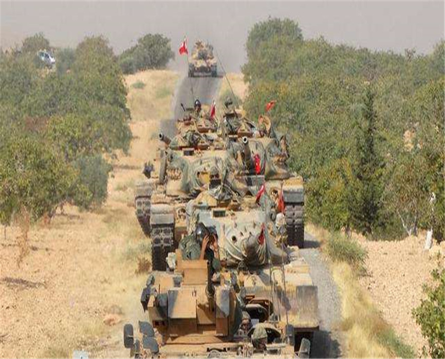 土耳其军机被击落，地面部队展开疯狂报复，8名库尔德武装当场战死
