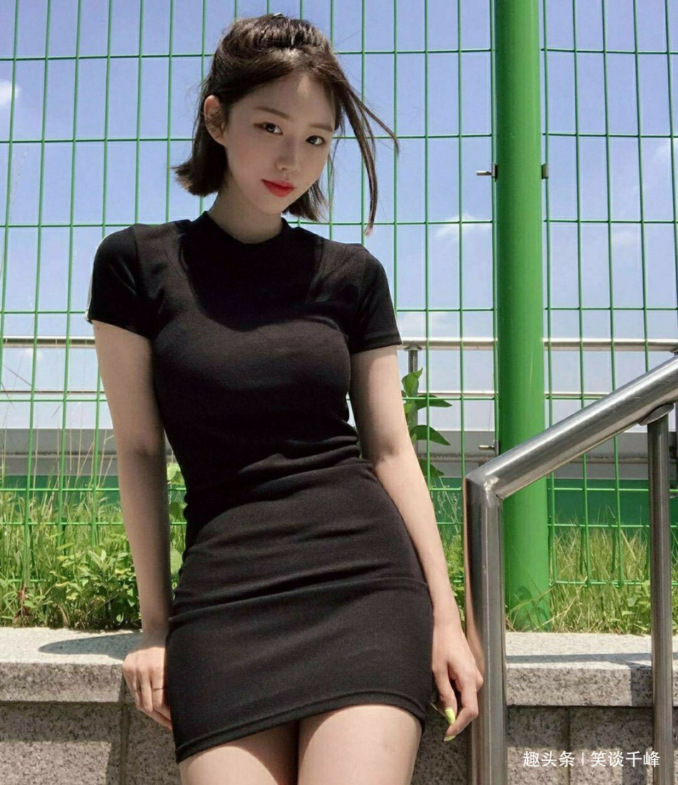 【笑谈千峰】让我们的心情每一天都跟随着太阳的脚步，不断地吸收正能量。