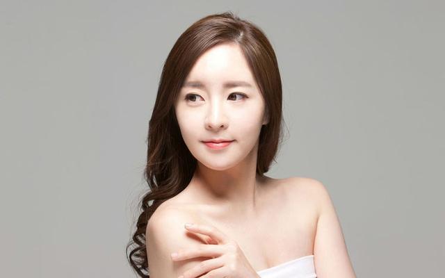 早安晚安星语@女人怎样才能活出别人羡慕的模样？相信做到三点就可以了