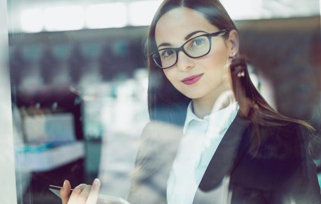 [赚钱做生意]销售心理学：做销售，做好一种服务，真正打动客户的心，赚钱不难