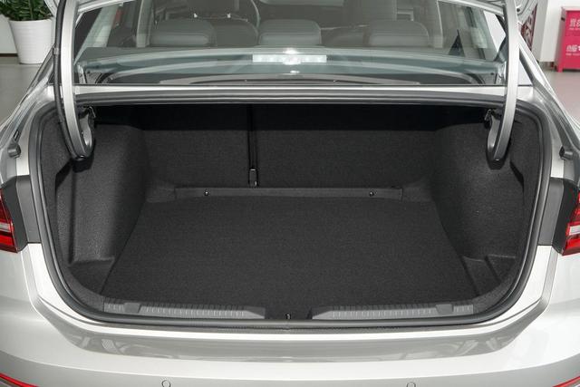 家有汽车■什么原因让大众朗逸销量这么高？大伟解析大众全新一代朗逸