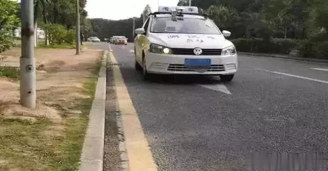 #驾驶员考试#科目三靠边停车满分5大操作，30公分点位不妨试试这么做