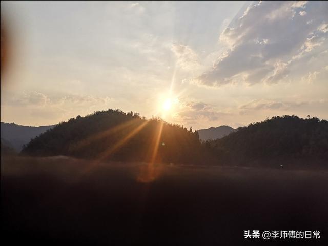 「心理观察家」向着太阳向着光，拥有不败的力量。