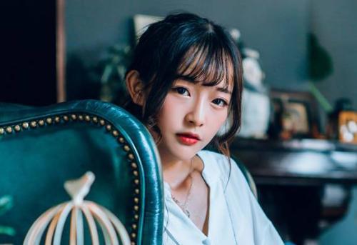 【幸福的拉拉】分手后，女人有这4种表现，说明她还深爱着你！