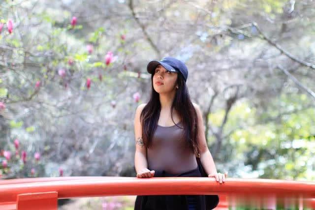 [日照高速交警]人活再累，都要一个人坚强！