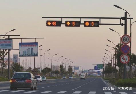 「汽车教练」科三考试通过路口必须要记住的几个要点，照这样做一分都不扣