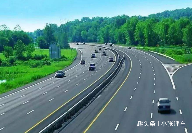 「小张评车」跑高速车速120最省油？老司机：瞎说，这个速度才最省油！