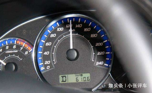 「小张评车」跑高速车速120最省油？老司机：瞎说，这个速度才最省油！