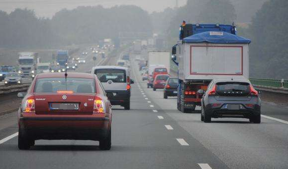 「汽车幻影骑士」高速跑120最耗油，那跑多少最省油呢？老司机亲身试验后给出答案