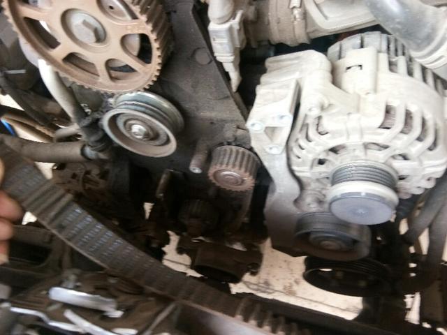 「人人修车」汽车正时皮带断裂前是有前兆的，知道了这点会为你省很多修理费！