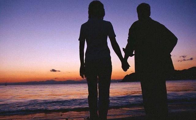 「A仰望最初的初衷」小夫妻的婚姻经营之道！