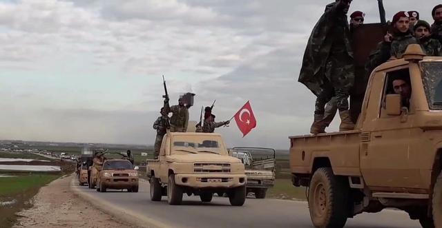 争夺战略重镇曼比季！土耳其军队炮击叙利亚政府军，缴获一辆坦克