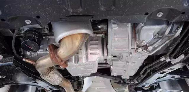 「交通安全APP」高速开车突然听到这5种声音？不用多想！赶快下车检查