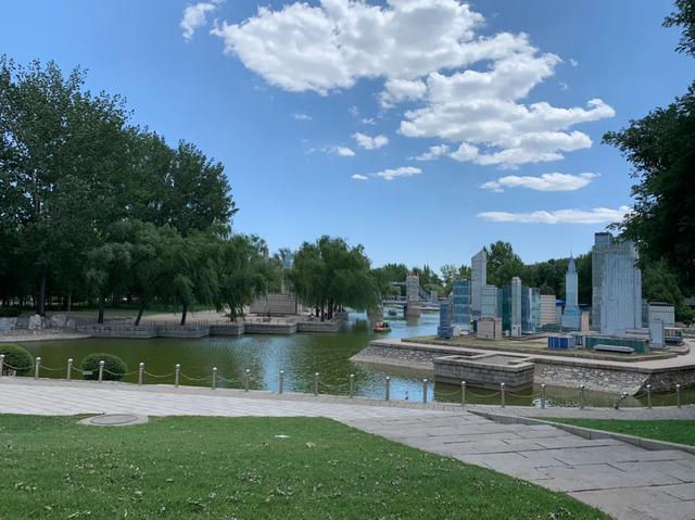 家庭教育关老师■认真想一想，认真思考未来的路该怎么走！