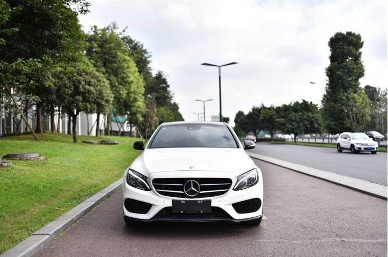 遂平零距离：为何有经验的司机开车只开一个车窗？新手司机必看！