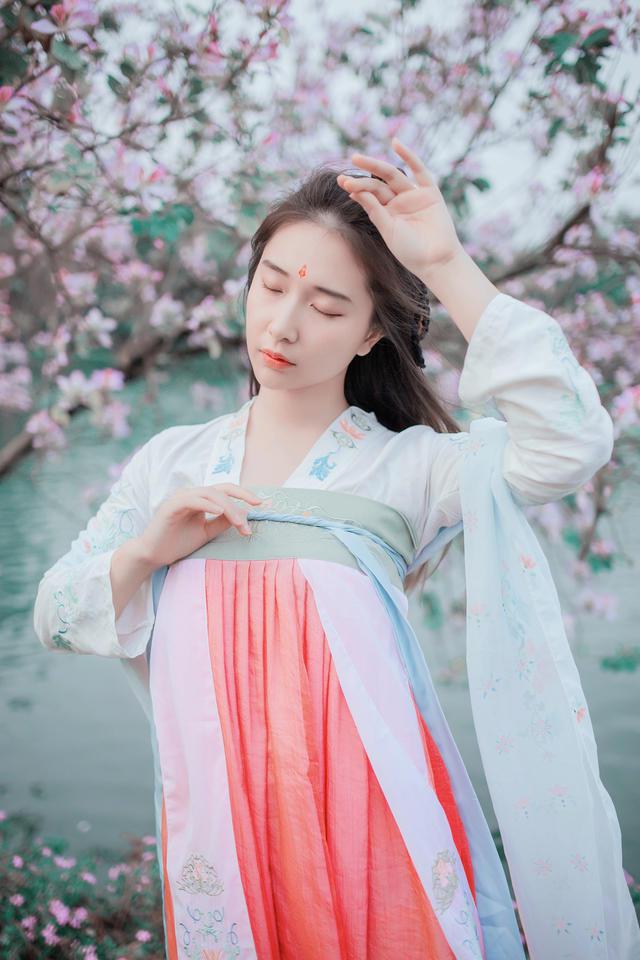 视觉微志@每个人的人生，都需要一个精神支点