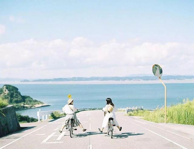 「夜色来临」最好的友情：无言也懂你