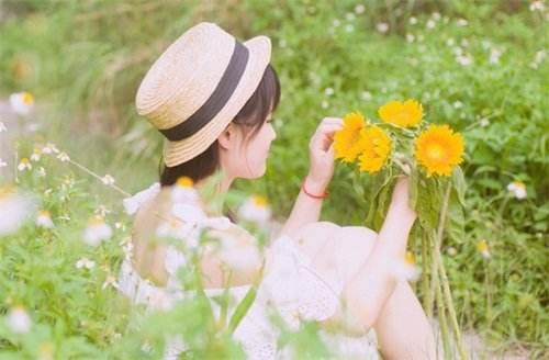 [草莓美文]爱错了人，是一生的苦