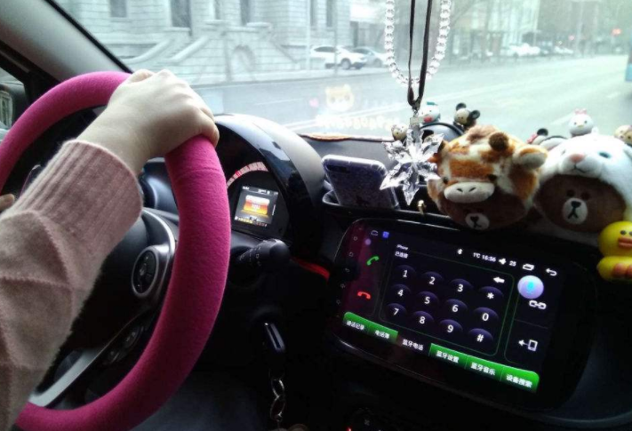 #生活官#开车不小心撞死闯红灯的行人，需要负全责吗？答案让人意外