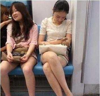 #桃云彩藻心#不要和比你好看的人拍照, 对比简直太大了!