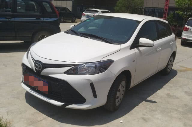 「小轮来说车」汽车开多久卖掉才划算？记住这个数，别在“黄金车龄”把车卖了