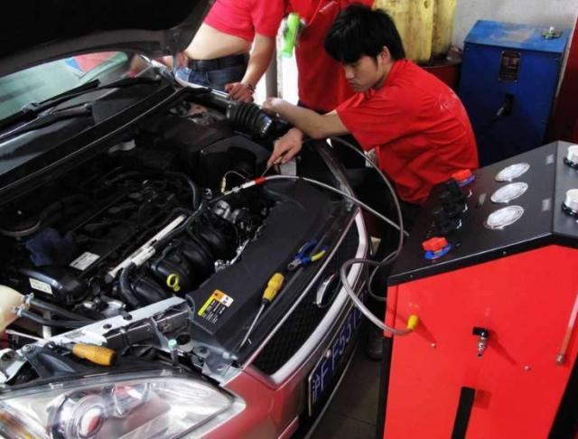 藏车坊@保养定个时间，而且在范围内注意这3个问题