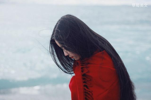 #草莓美文#再坚强的人，也会有眼泪