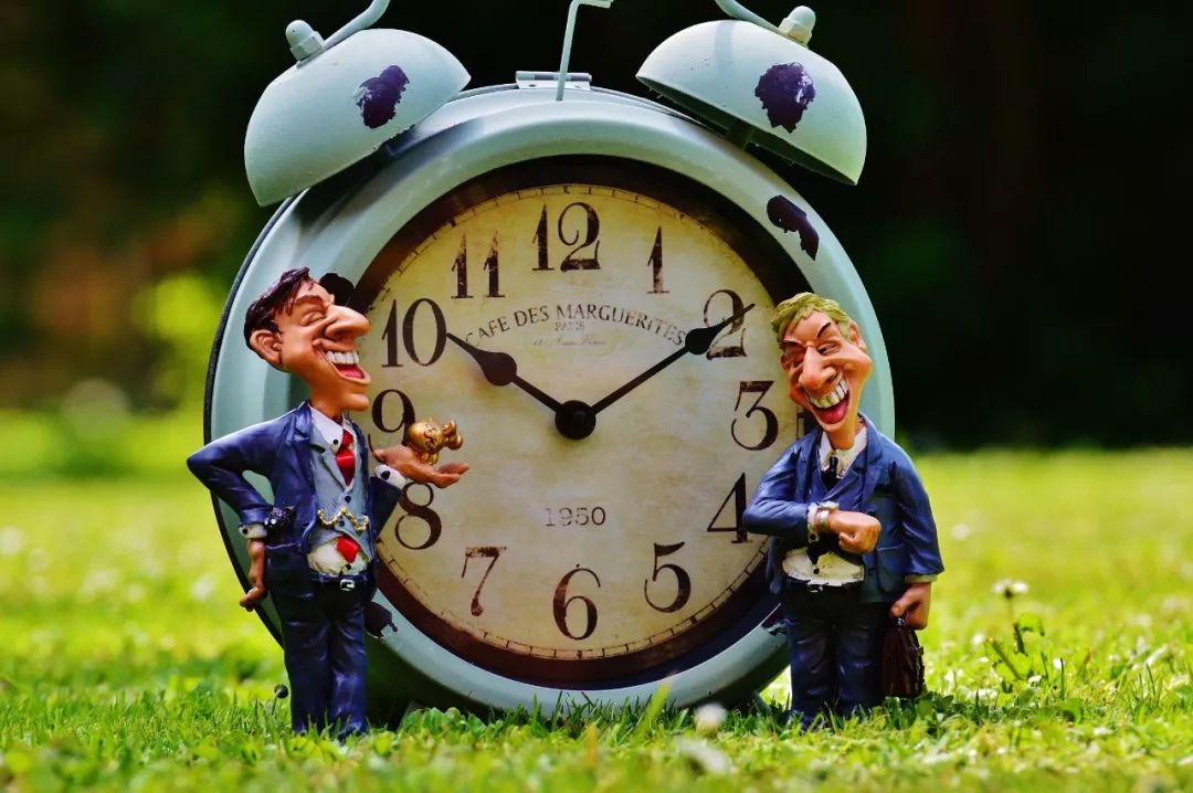 大姐大：社会太多人渣，日久见人心！