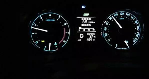 「汽车早报」用车技巧：汽车油耗高？4个办法帮你有效降低油耗！