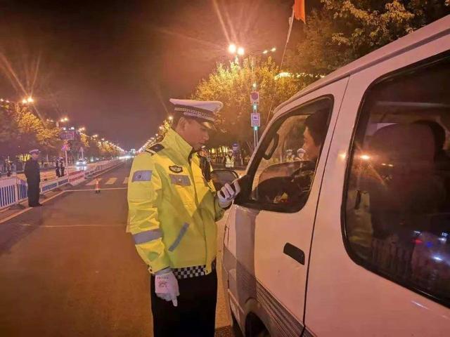 「给你说个车」酒后在车里睡觉算酒驾吗？交警：满足这两个条件就不算