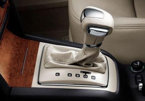 汽车之梦：老调再谈致新手：到底是买手动还是买自动的比较好？