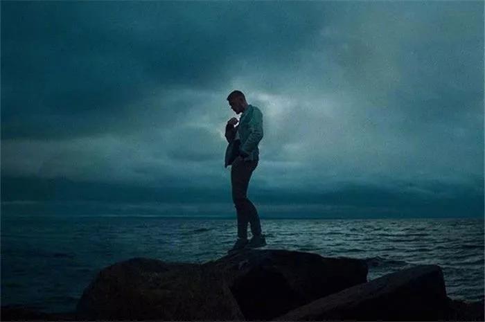 一正能量一@一个人爱不爱你，发条微信就知道了