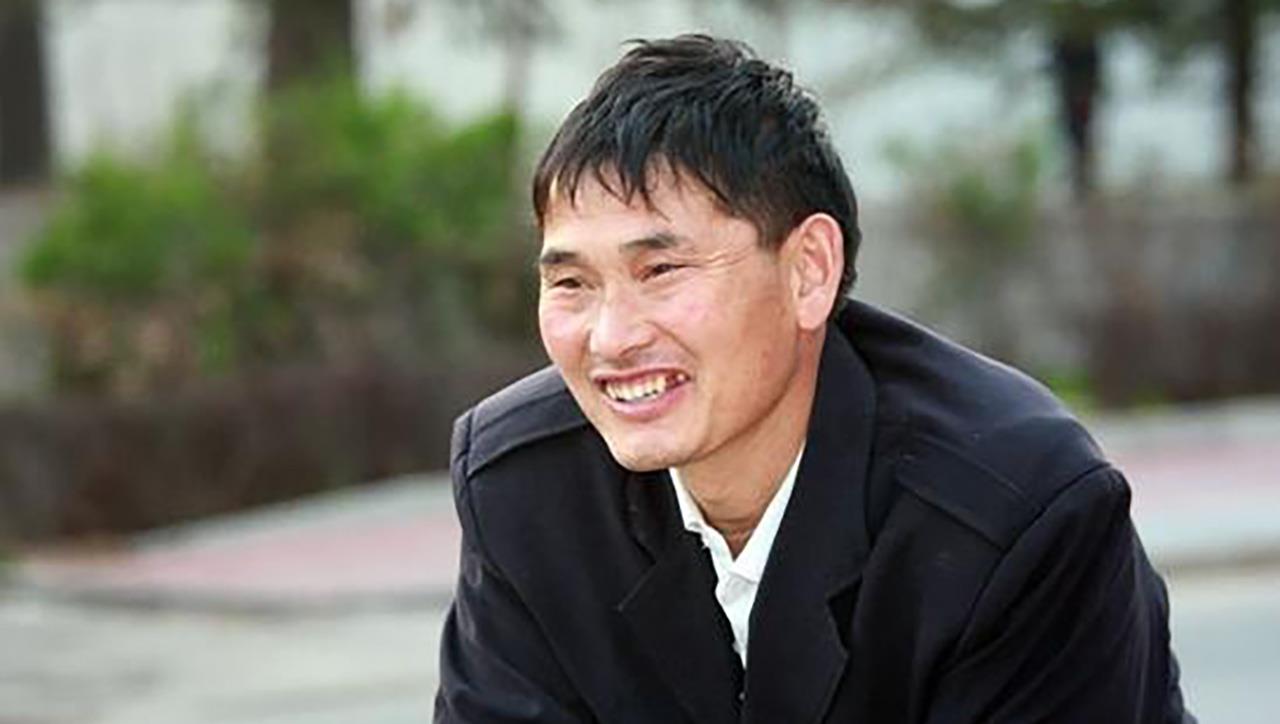 萌物春英■别让朱之文跑了他走了，我们就赚不到钱了，我们村就失去财神了