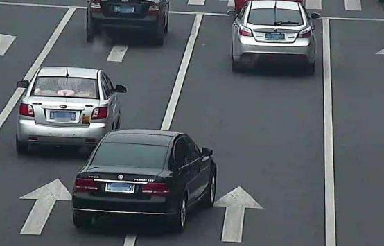 [藏车坊]刚开车上路，没有出现这4个违章的，算你厉害