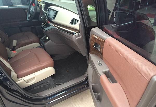 「小维评车」汽车上最浪费的5大配置，车主把车开到报废，都不知道有啥用处